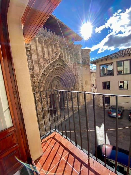 Villa Sol Casa Con Cueva Privada Y Vistas A La Iglesia Requena Eksteriør bilde
